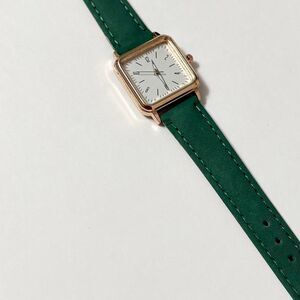 Ladies Quartz Watch Rose Gold Tone Case With Green Suede Band